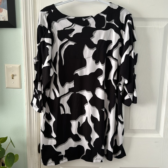 JM Collection blouse - Picture 4 of 5